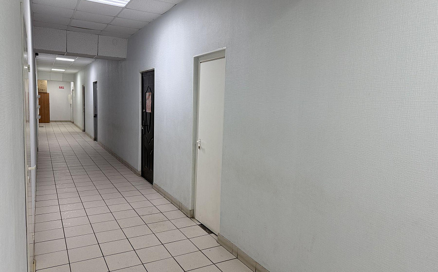 Сдам офисное помещение, 12,9 м² фото
