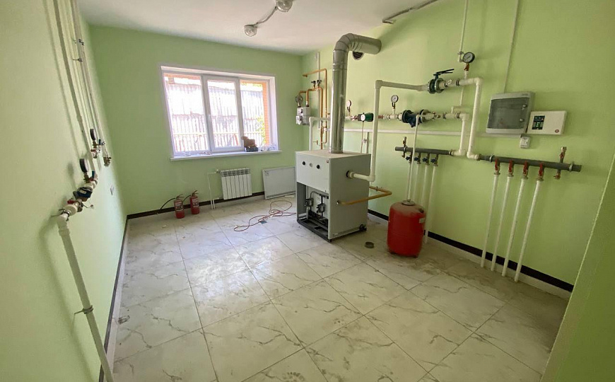 Аренда офисов 23.7  и 35 м2 на первой линии фото