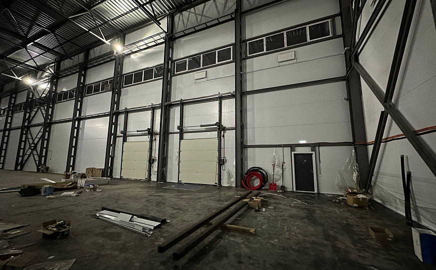 Сдаю производственно-складской комплекс 1500м² с удобной развязкой фото