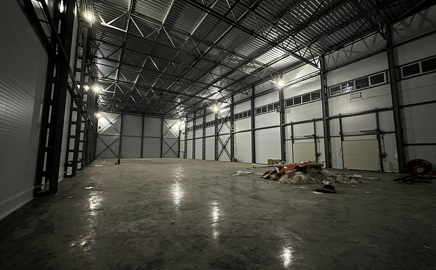 Сдаю производственно-складской комплекс 1500м² с удобной развязкой фото