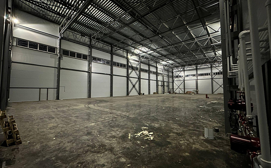 Сдаю производственно-складской комплекс 1500м² с удобной развязкой фото