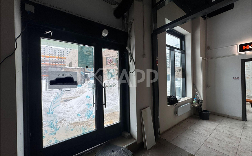 Сдам торговое помещение, 100 м² фото