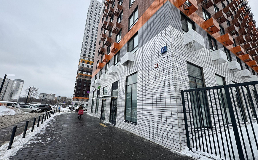 Сдам торговое помещение, 45 м² фото