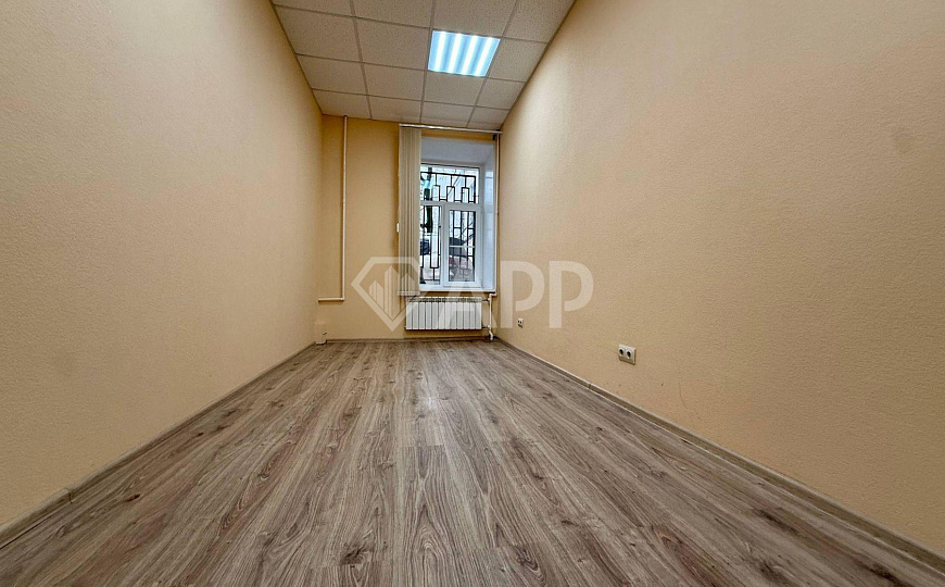 Офис в центре с (парковкой) фото