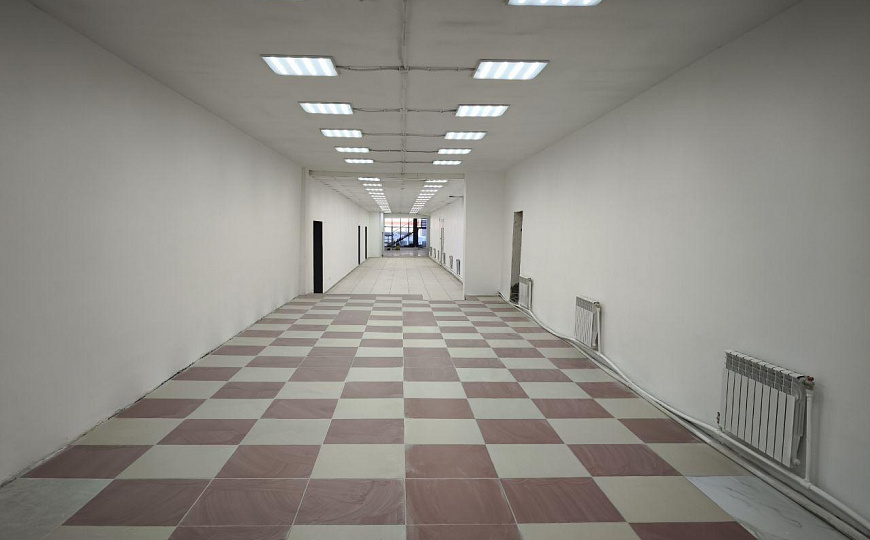 Сдам торговое помещение, 840 м² фото