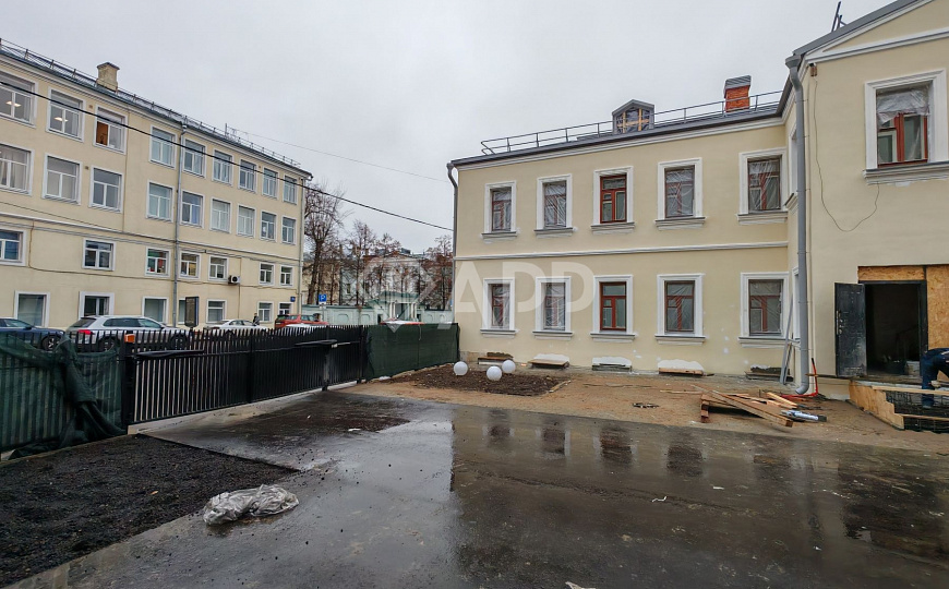 Продам здание на Таганке с парковкой фото