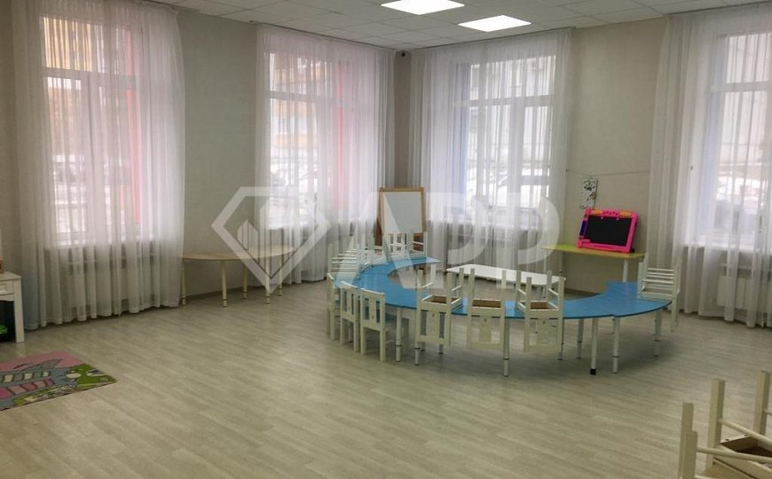 Продается отдельно стоящее здание 1 500 м² фото