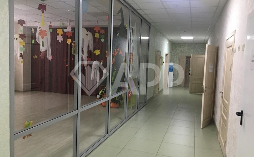 Продается отдельно стоящее здание 1 500 м² фото