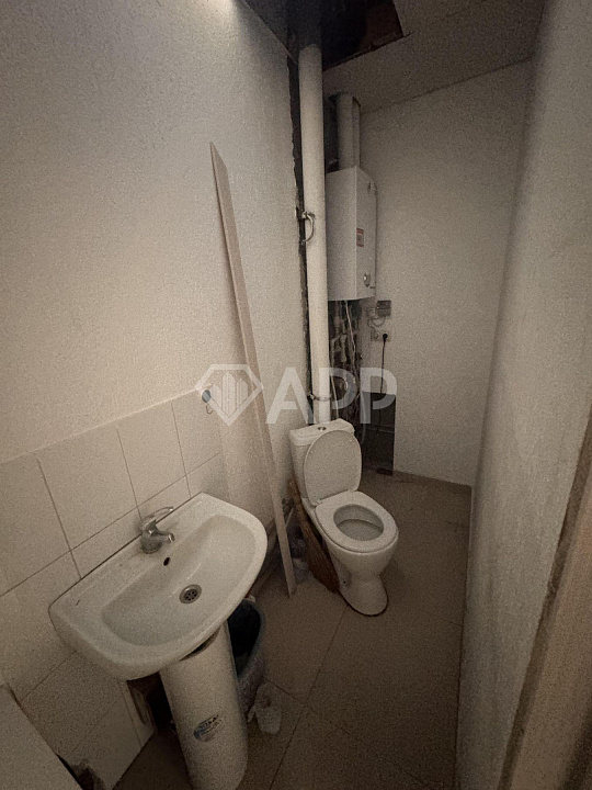 Сдам торговое помещение, 27,3 м² фото