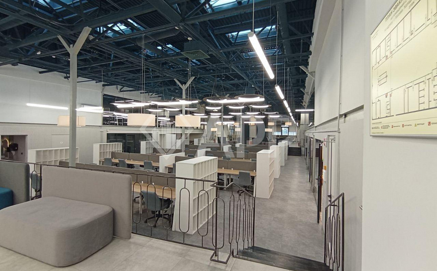 Сервисный офис на 200 рабочих мест фото