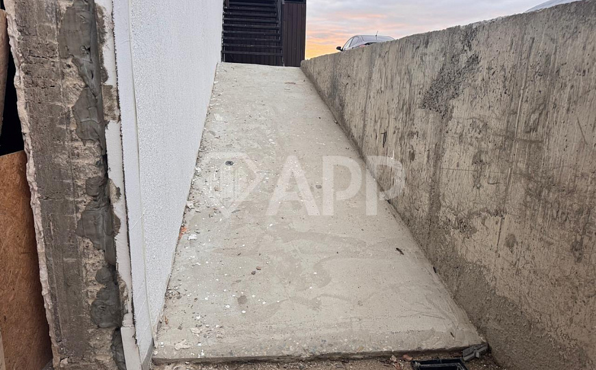 Сдам торговое помещение, 400 м² фото