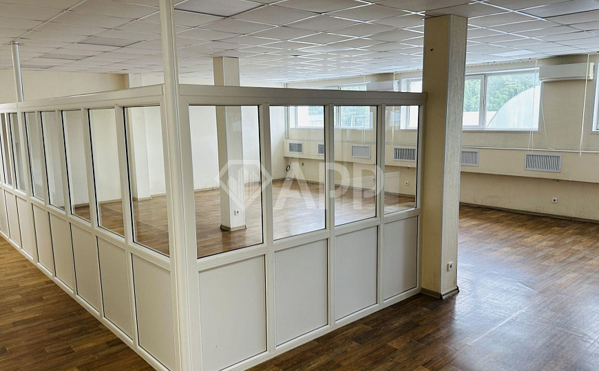 Сдаю просторный офис Опен-спейс 185м² фото