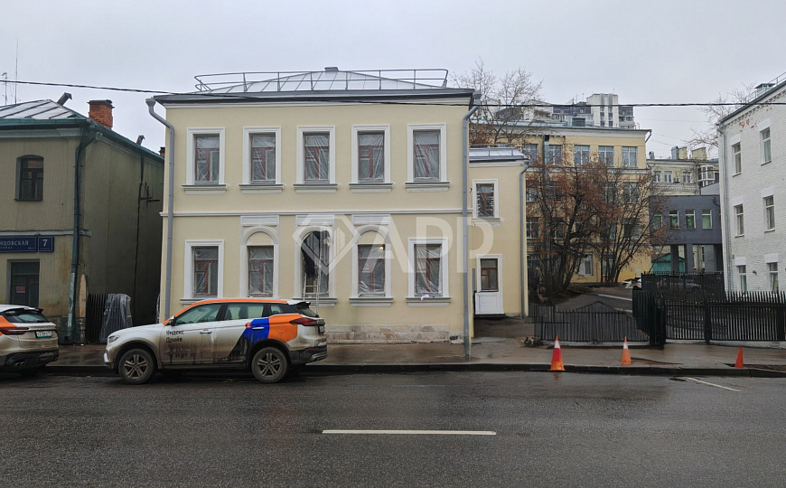 Продам здание на Таганке с парковкой фото