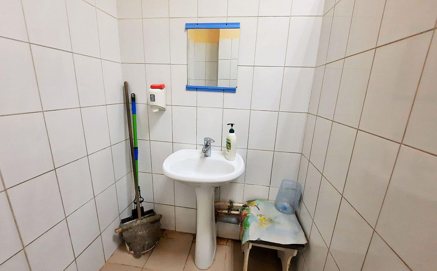 Продам помещение с арендатором ГАБ фото