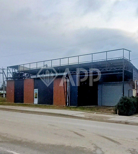 Продам отдельно стоящее здание, 221 м² и зем.участок 700 м². фото