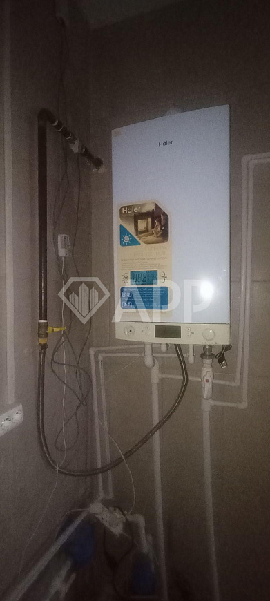 Продам отдельно стоящее здание, 221 м² и зем.участок 700 м². фото