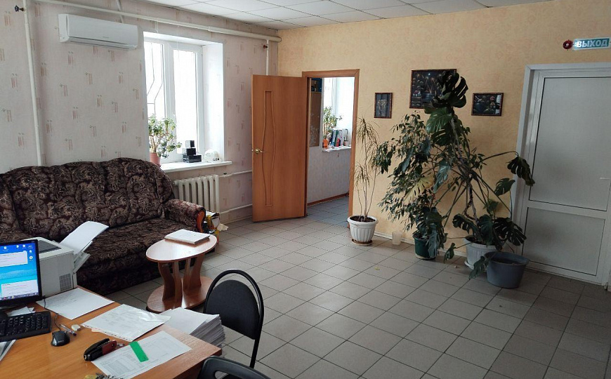 Отдельно стоящее здание, 1 032 м² фото