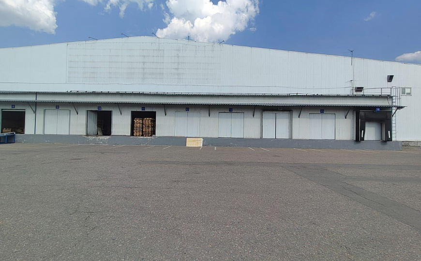 Теплый склад 700 м², высота 8 м, 250 кВт, ворота 4 м, 1 км от МКАД фото