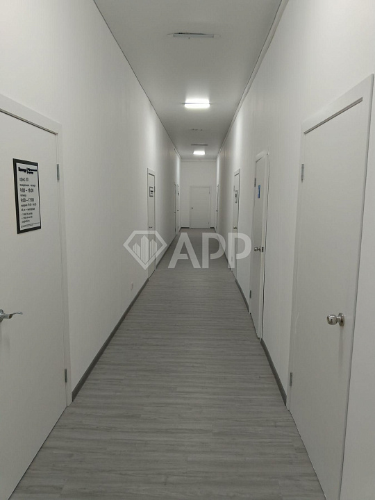 Сдаю 2 этаж 1 линия, 30,6 м² с высоким трафиком фото