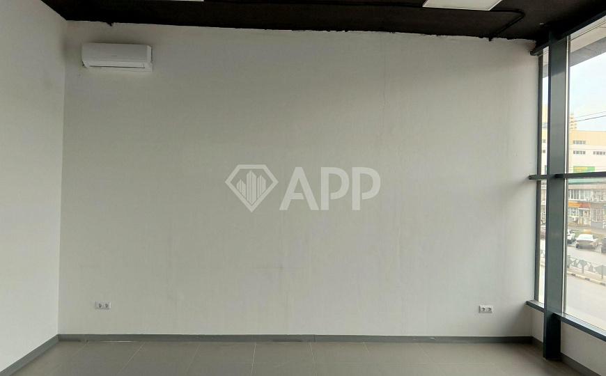 Сдаю 2 этаж 1 линия, 30,6 м² с высоким трафиком фото