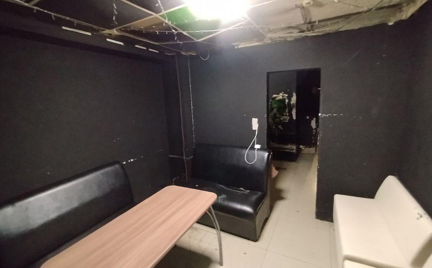 Помещение свободного назначения 150м² в центре фото
