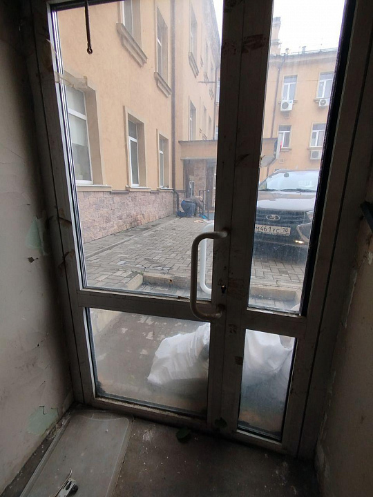 Помещение свободного назначения 150м² в центре фото