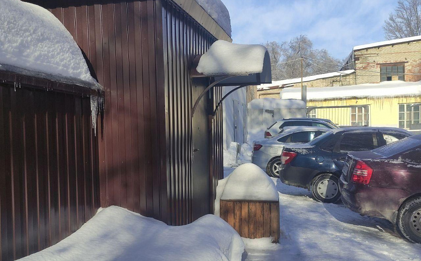 Помещение с отдельным входом, 80 м2 в центре фото