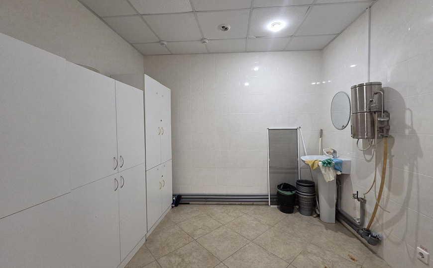 Сдам офисное помещение, 250 м² фото