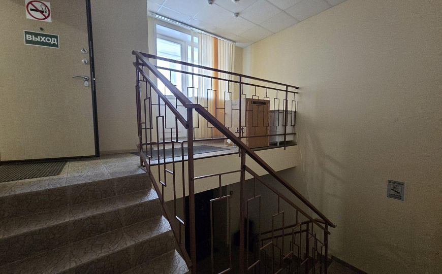 Сдам офисное помещение, 250 м² фото