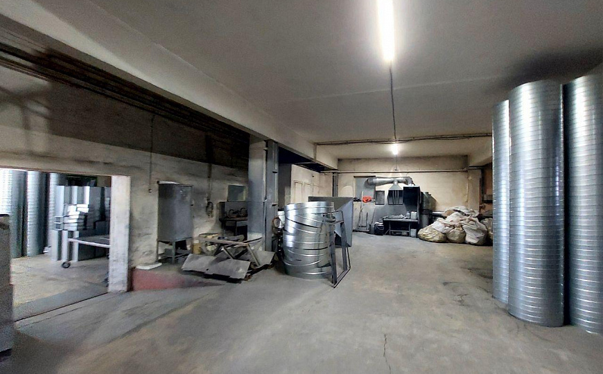 Продам производственное помещение, 1 400 м² фото