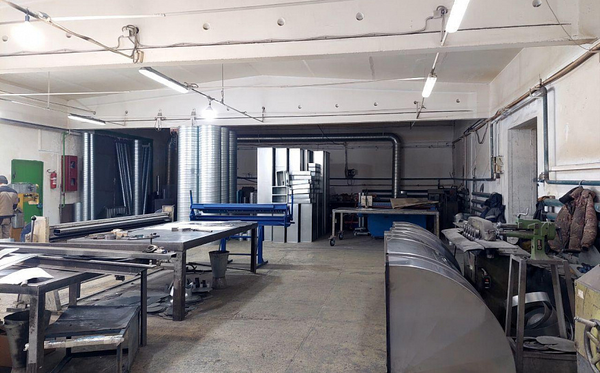 Продам производственное помещение, 1 400 м² фото