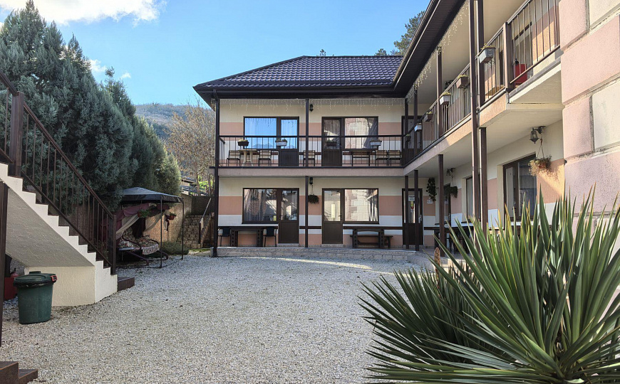 Продаю гостиничный комплекс в Абрау-Дюрсо фото