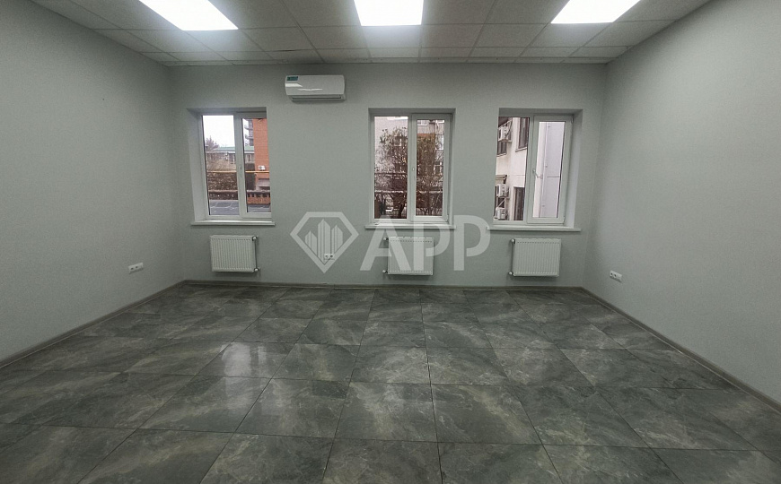 Продам офисные помещение в БЦ в центре, 117 м² фото