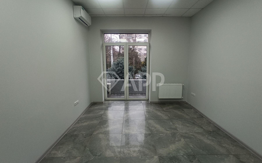 Продам офисные помещение в БЦ в центре, 117 м² фото