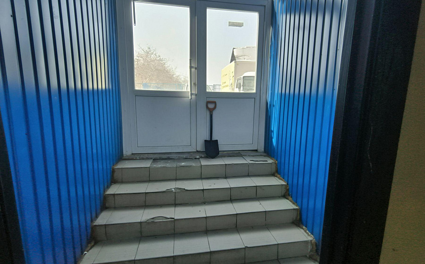 110 м2, в плотном жилмассиве фото