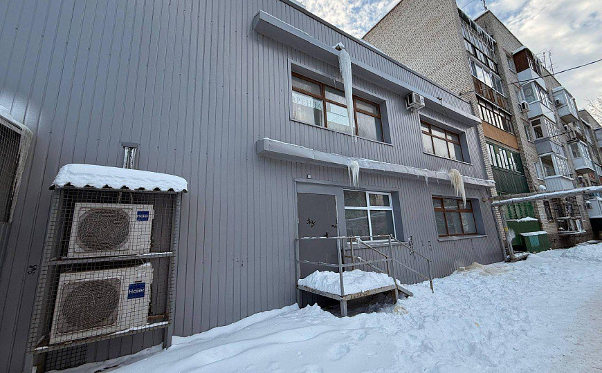 Помещение с ремонтом, 300 м2 фото