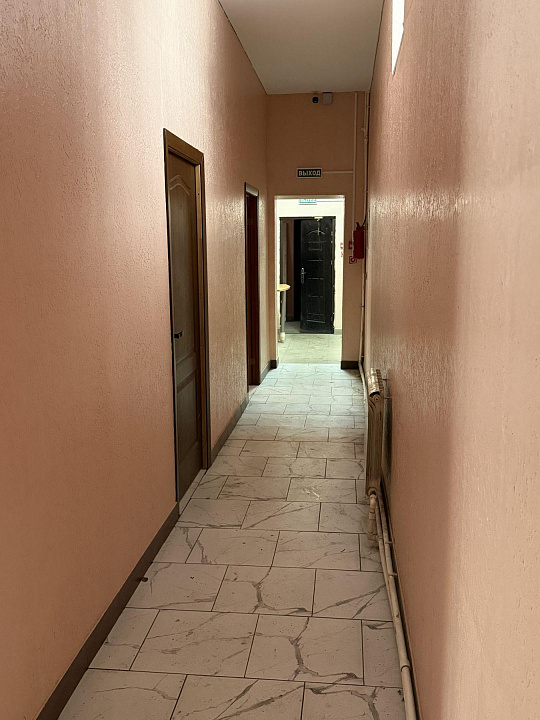 Отдельно стоящее здание у ЖК Новокрасково. Высокий трафик фото