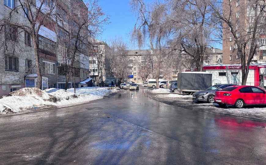 Продажа 180 м , трафик фото