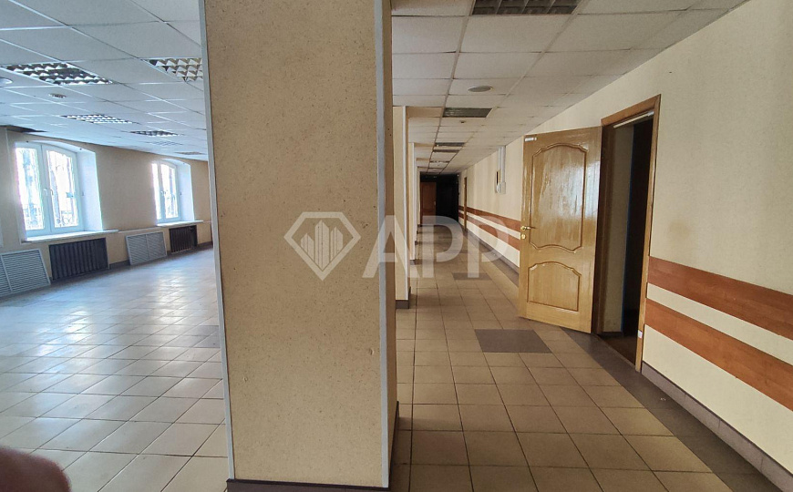 Продам отдельно стоящее здание, 3 200 м² фото