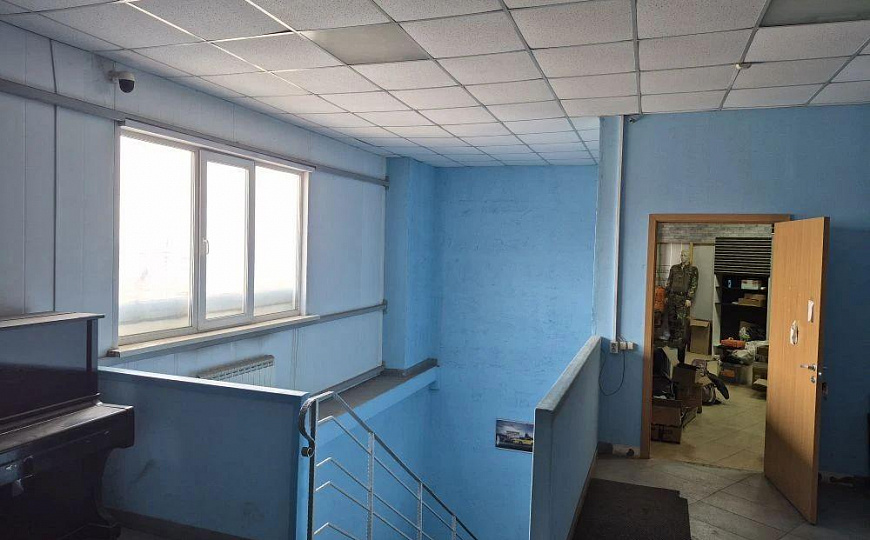 Продается  отдельно стоящее здание, 940 м² фото