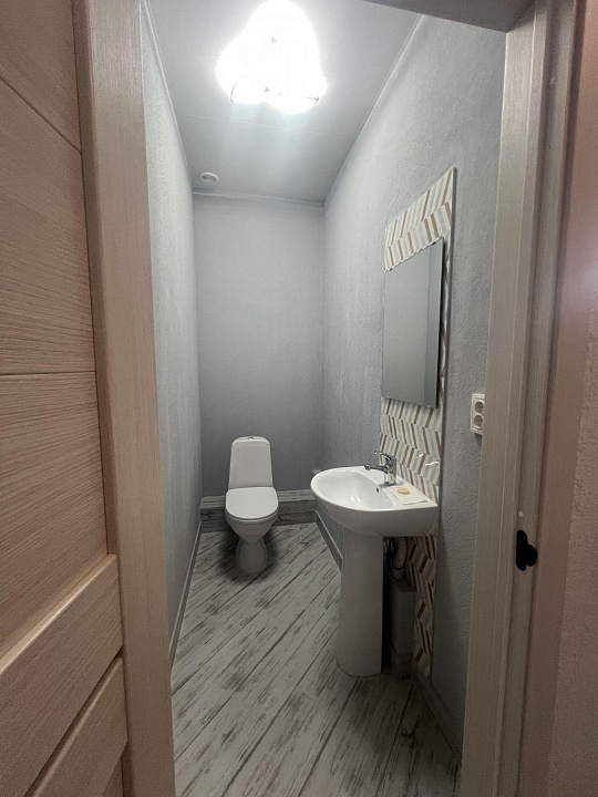 Офис 30 м2 в новостройке с арендатором  фото