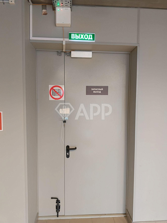 Сдаю отдельно стоящее здание на первой линии, 470 м² фото