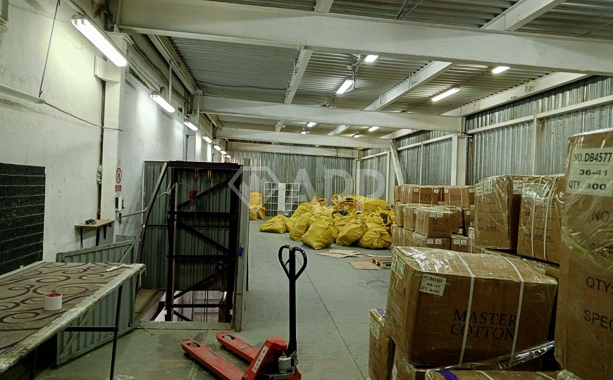 Склад с антресолью и свом подъёмником, 266 м² фото