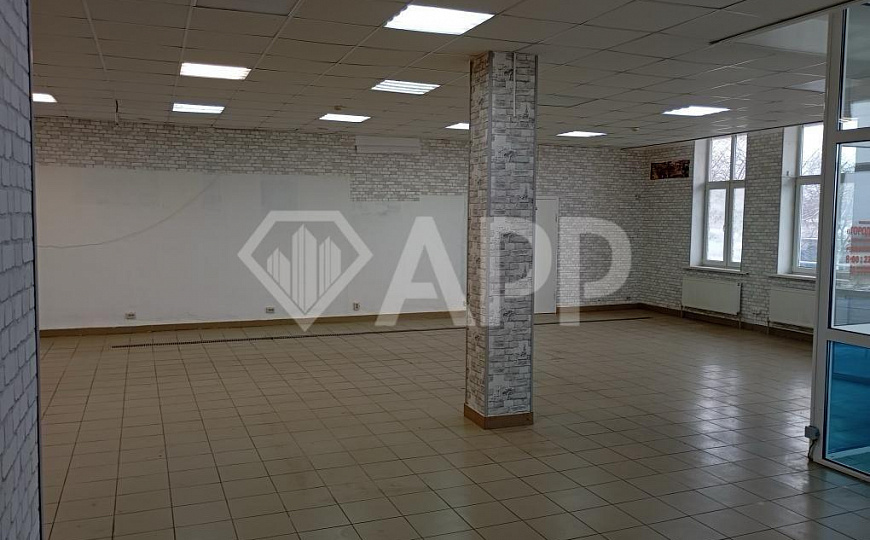 Продам торговое помещение, 300 м² фото