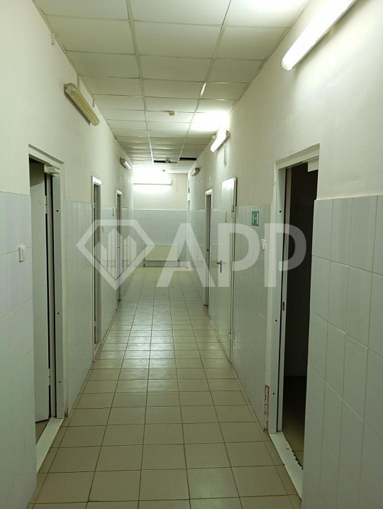 Продам торговое помещение, 300 м² фото