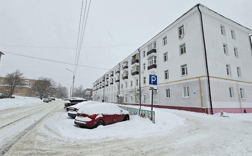 Аренда 166 м² торговое помещение у ж/д и автовокзала Витринные окна фото