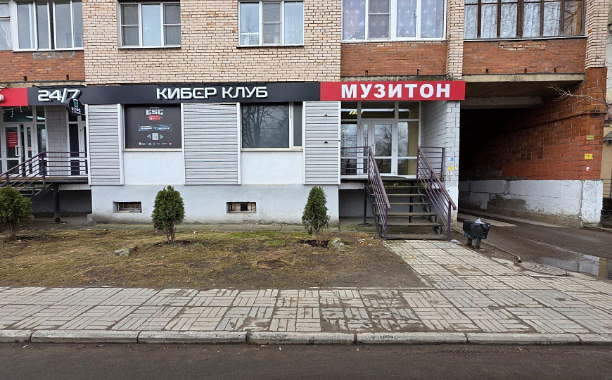 Сдам торговое помещение, 54,3 м² фото