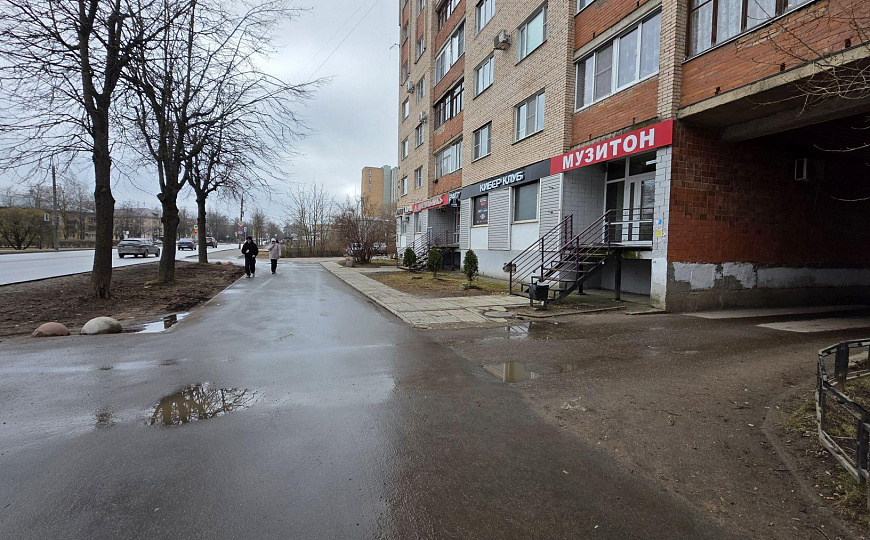 Сдам торговое помещение, 54,3 м² фото