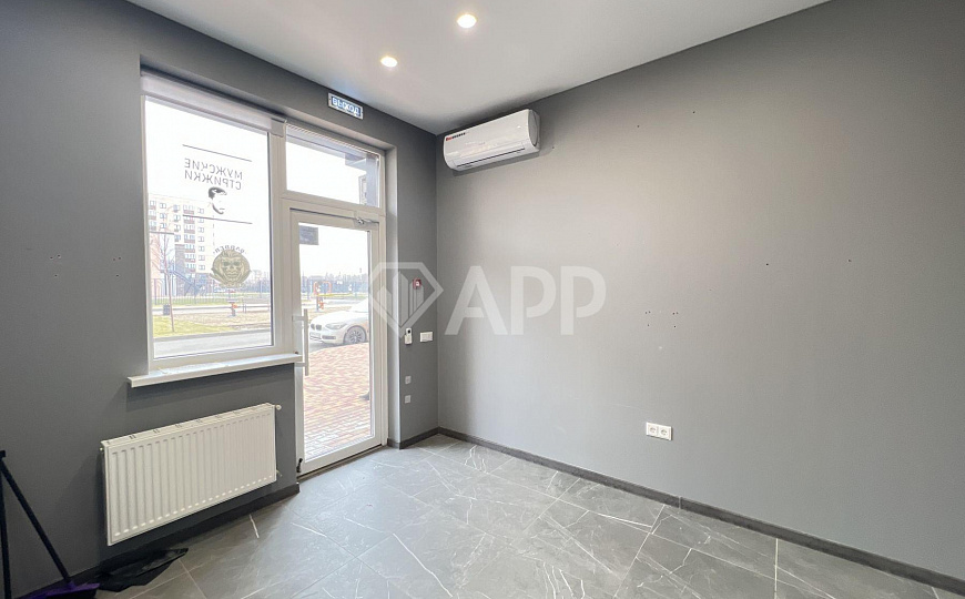 Сдаю торговое помещение, 43,5 м² с ремонтом  фото