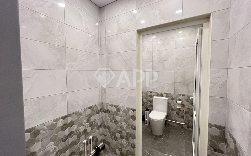 Сдаю торговое помещение, 43,5 м² с ремонтом  фото